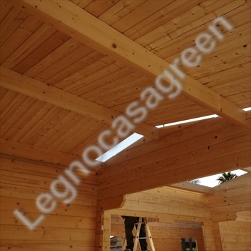 Strutture in legno - 2 per 49 mq coibentate - spessore 44 mm