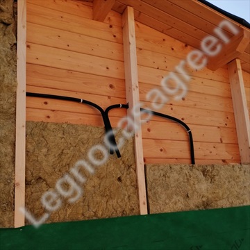 Strutture in legno - 2 per 49 mq coibentate - spessore 44 mm