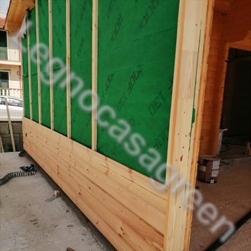 Strutture in legno - 2 per 49 mq coibentate - spessore 44 mm